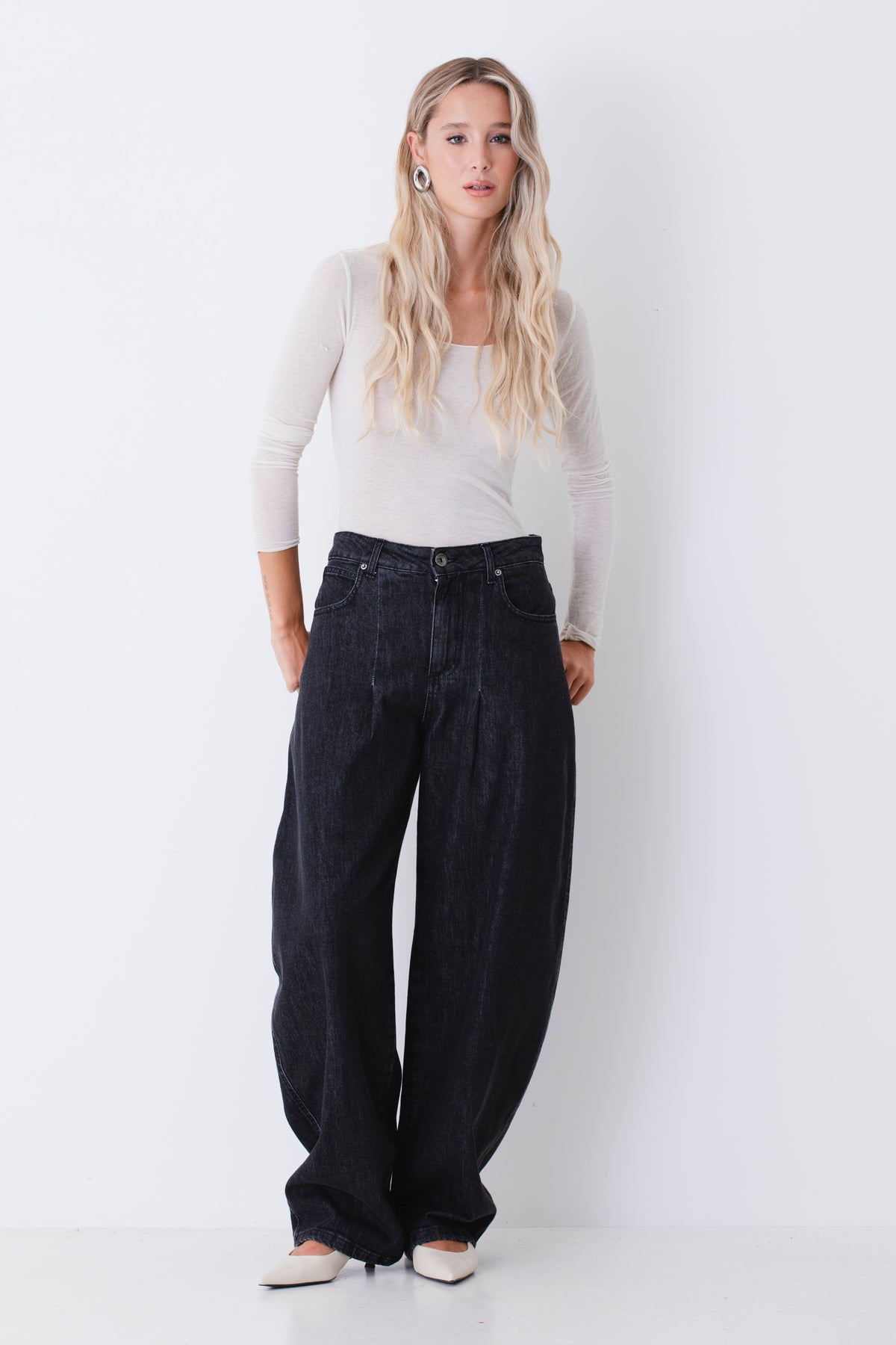 Jeans balloon con pinces - FW27