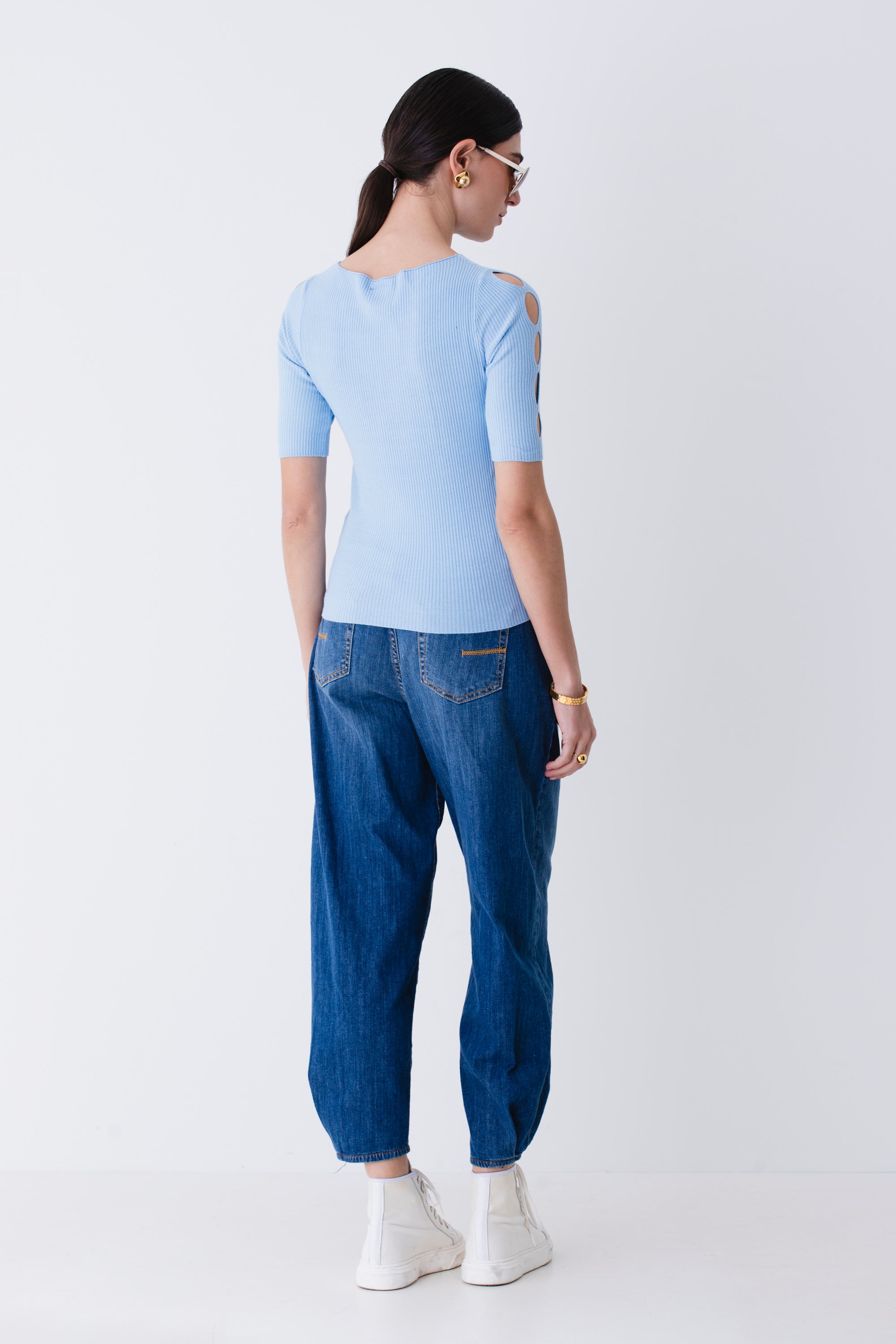 Maglia a costine con cut-out - PE25