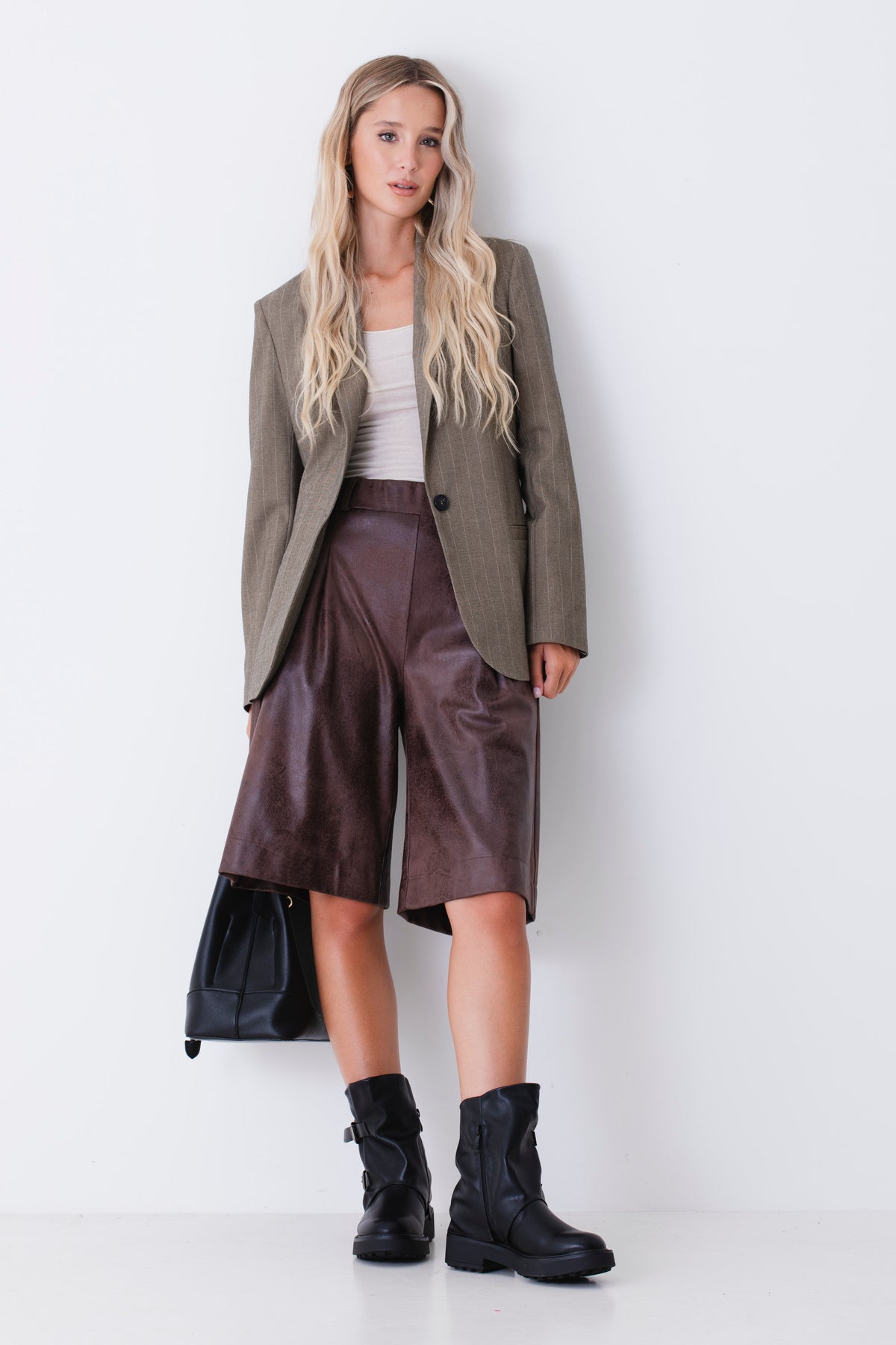 Bermuda in tessuto effetto pelle - FW27