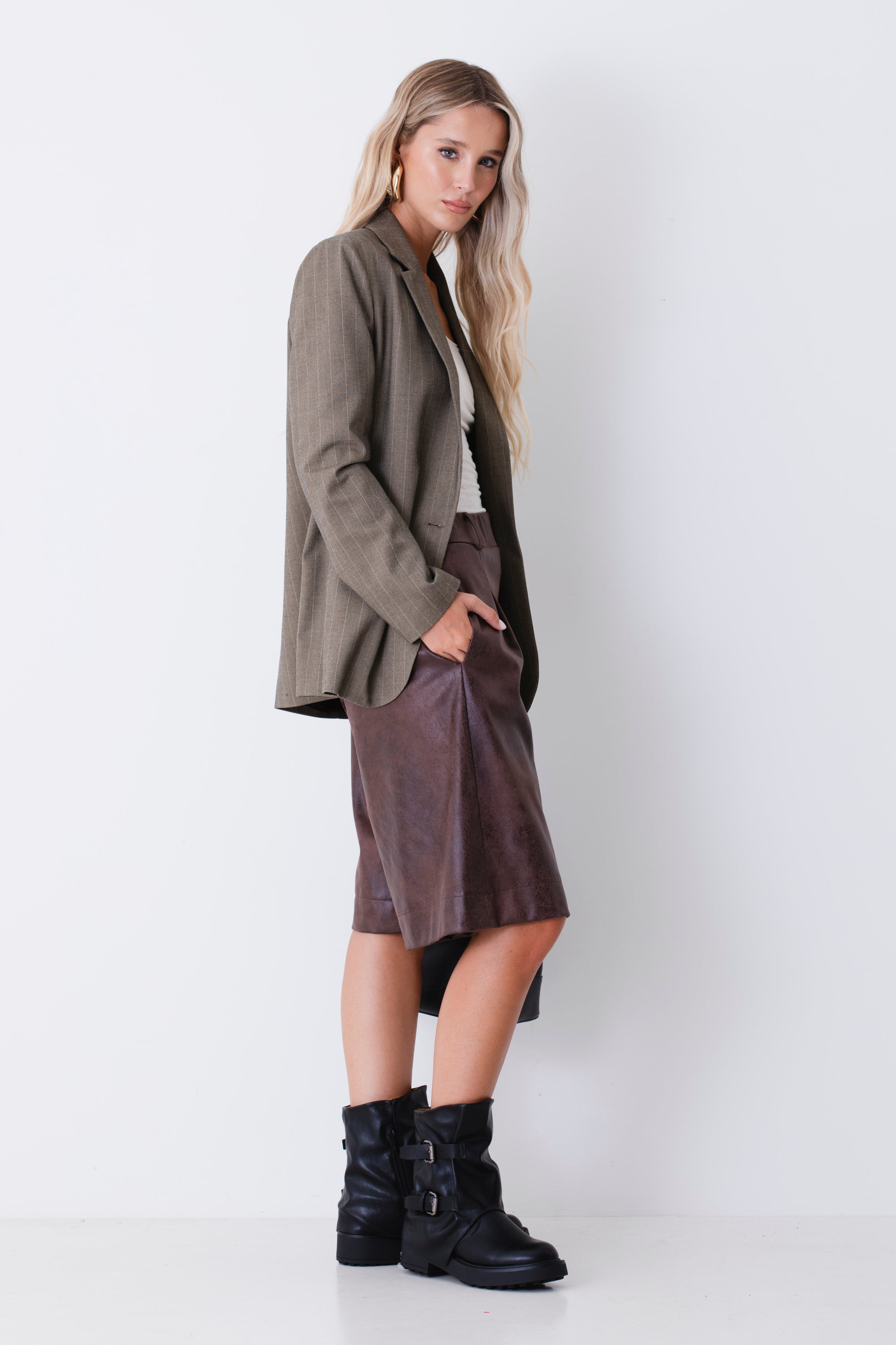 Bermuda in tessuto effetto pelle - FW27