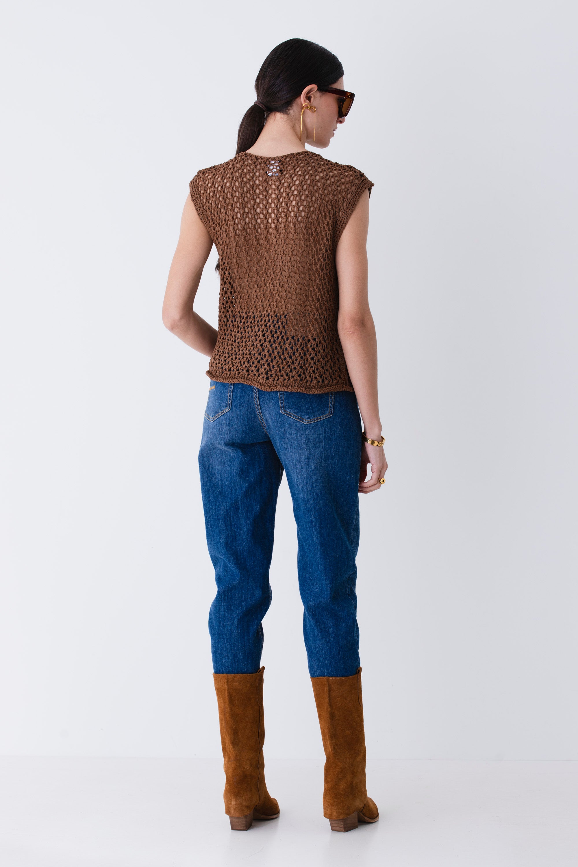 Gilet in maglia con bottoni dorati - PE25
