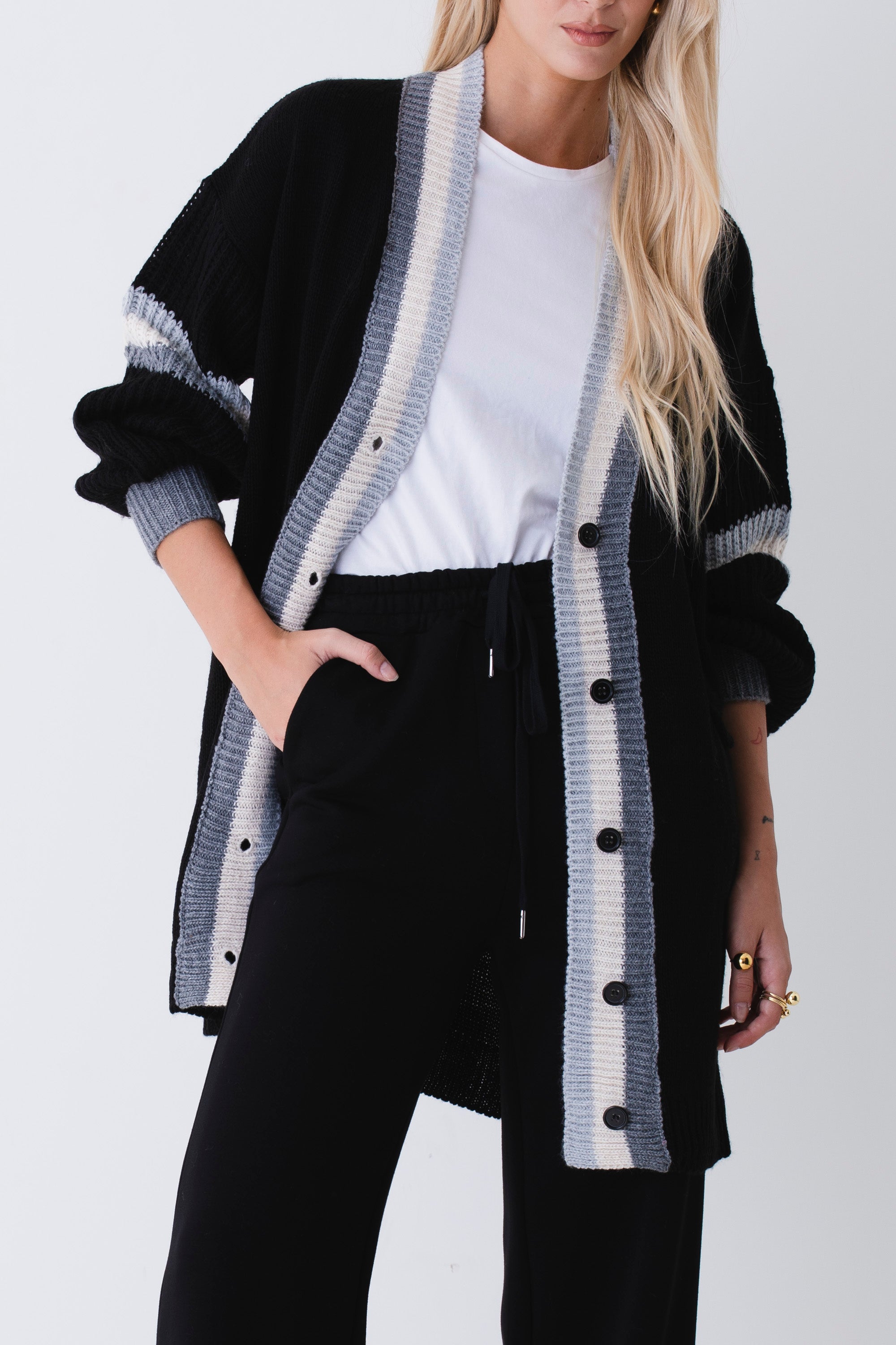 Cardigan lungo in maglia con profili a contrasto - FW26