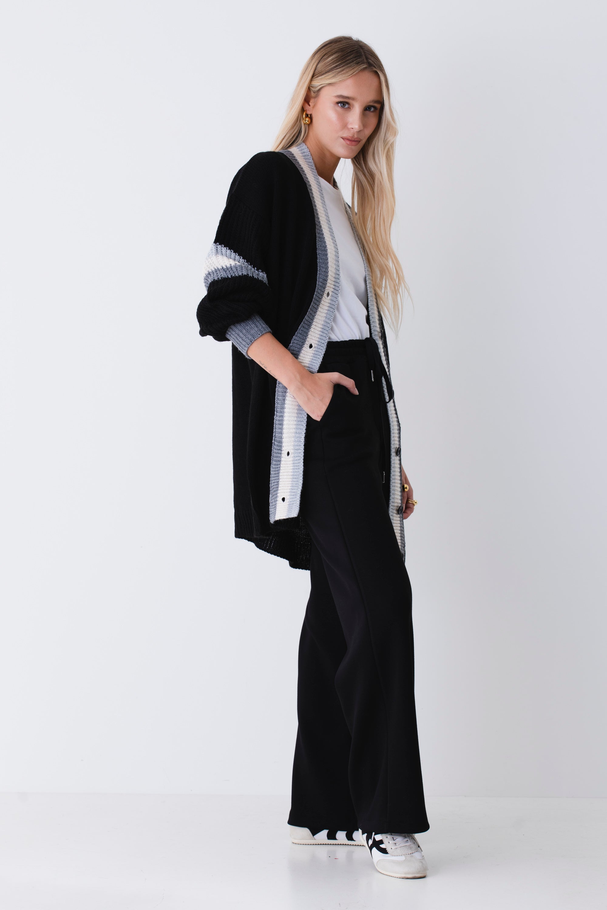 Cardigan lungo in maglia con profili a contrasto - FW26