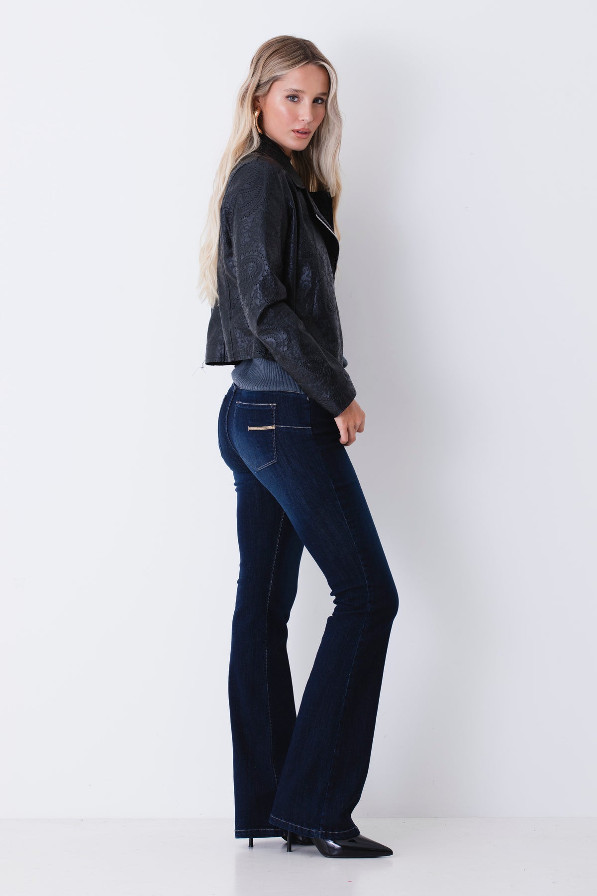 Chiodo in tessuto effetto pelle con texture paisley - FW27