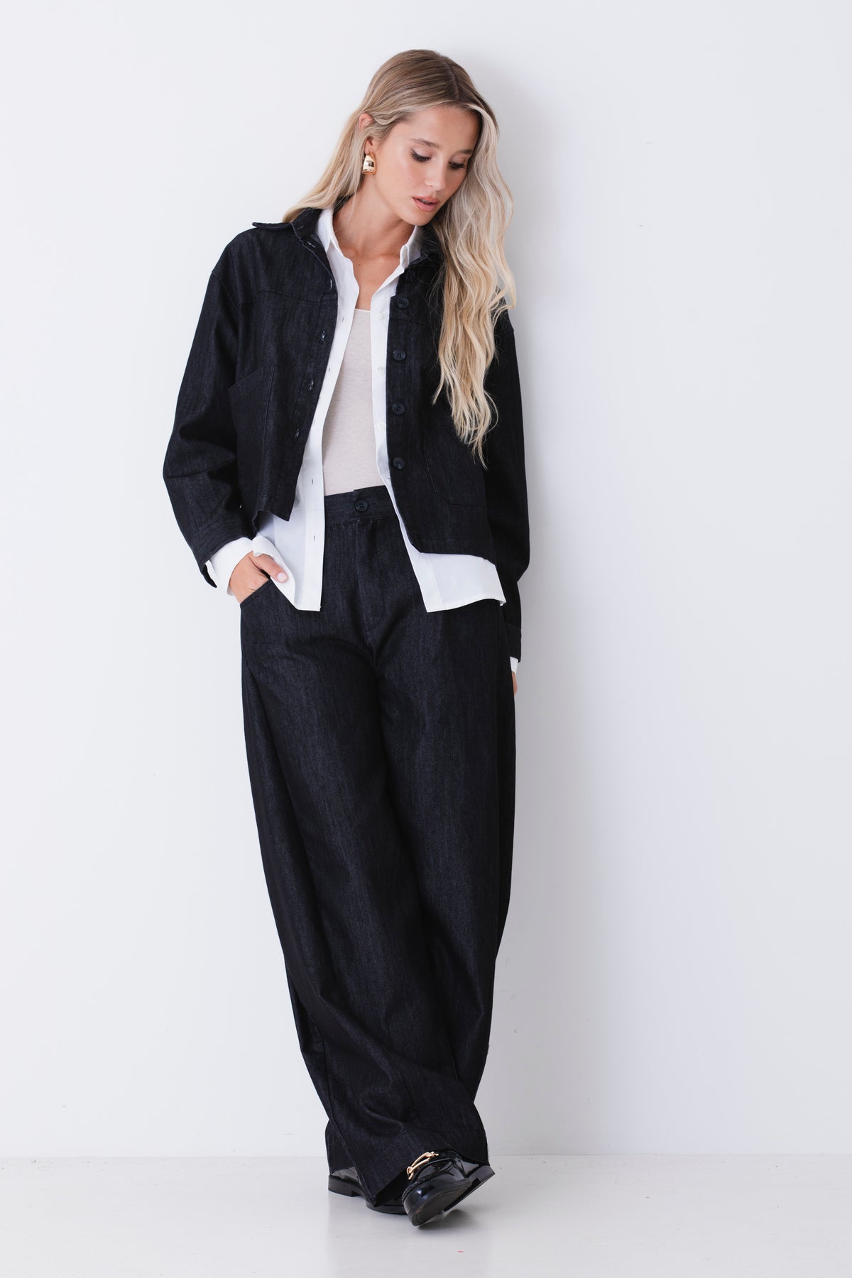 Pantalone barrel fit in tessuto effetto jeans - FW27