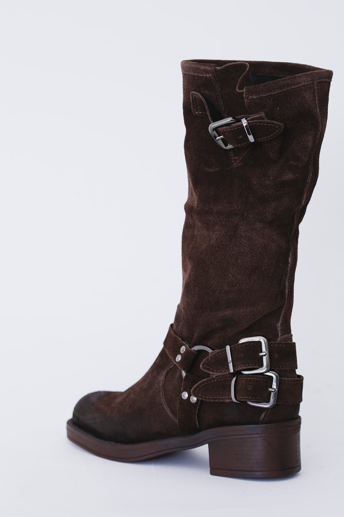 Stivale biker alto in pelle scamosciata con fibbie - FW27