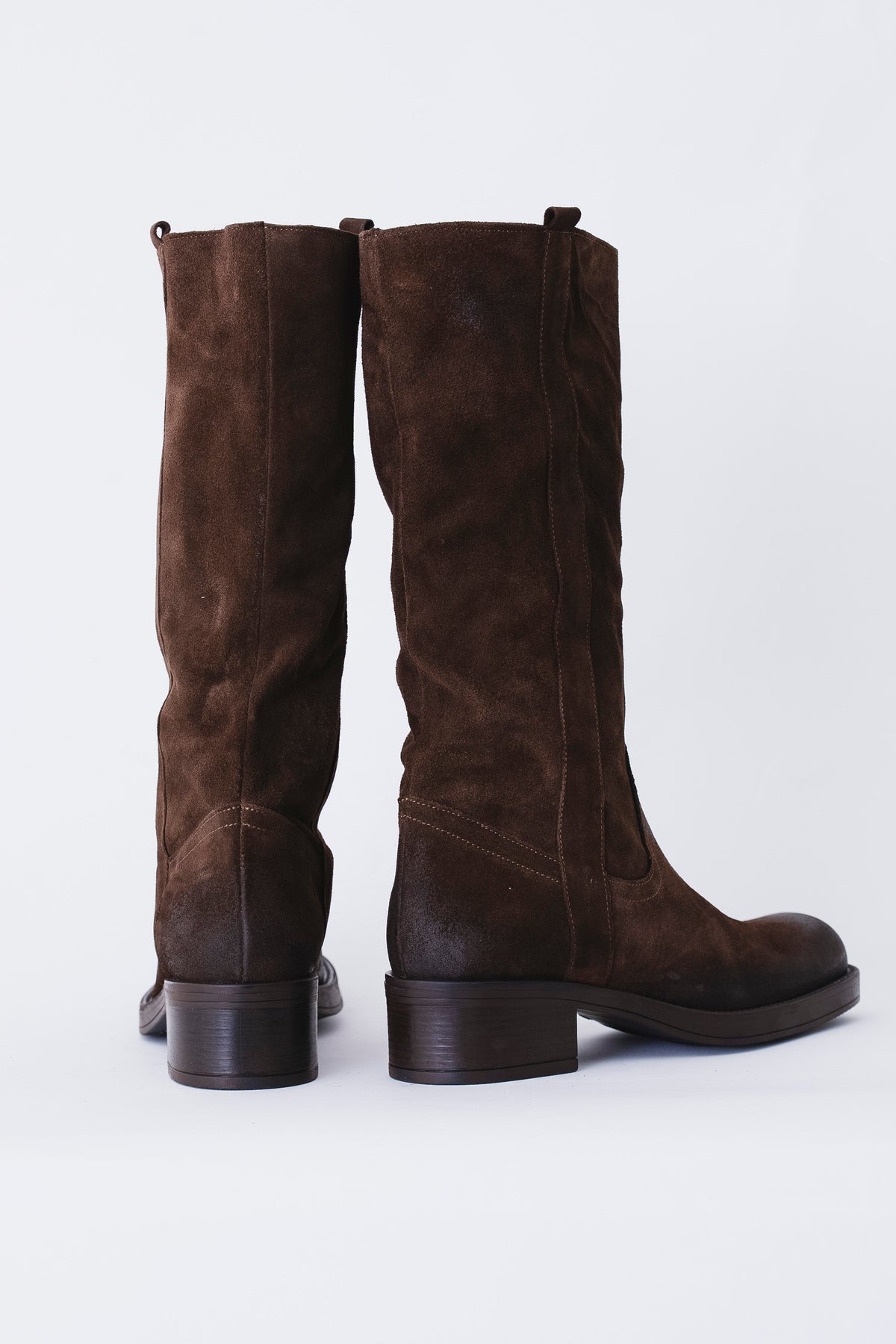 Stivale alto in pelle scamosciata - FW27